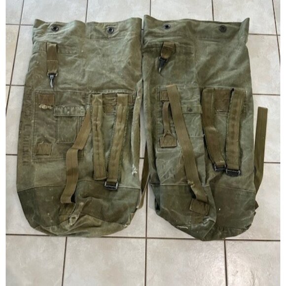 Vintage US Military Army 2 Duffle Bags Green Canvas Rucksack BackPack Straps Set